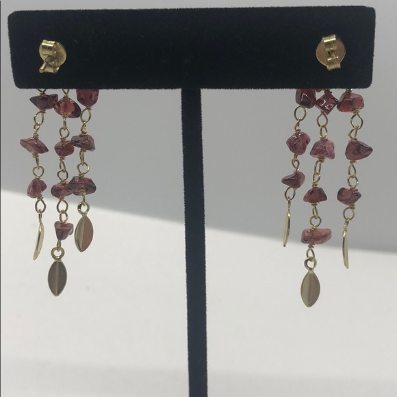 Gold and garnet earrings - Picture 4 of 5